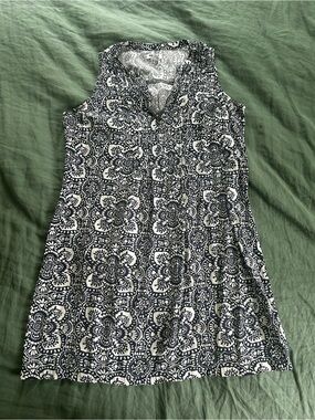 Old Navy Navy and White Floral Tank Dress